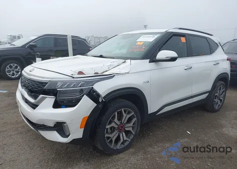 2021 Kia Seltos Sx Turbo z USA, uszkodzony, nr VIN KNDETCA20M7204258